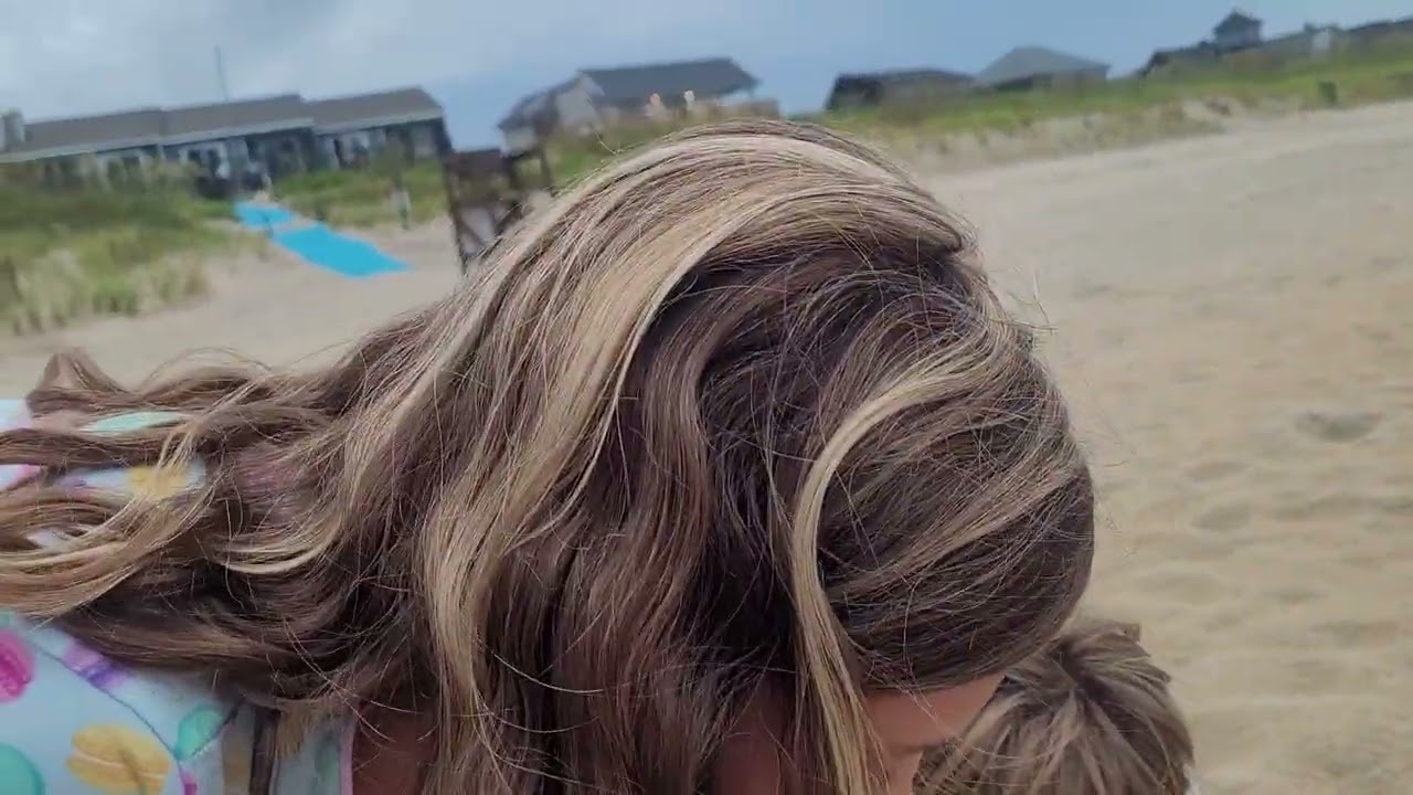 Waverly and walker find crab