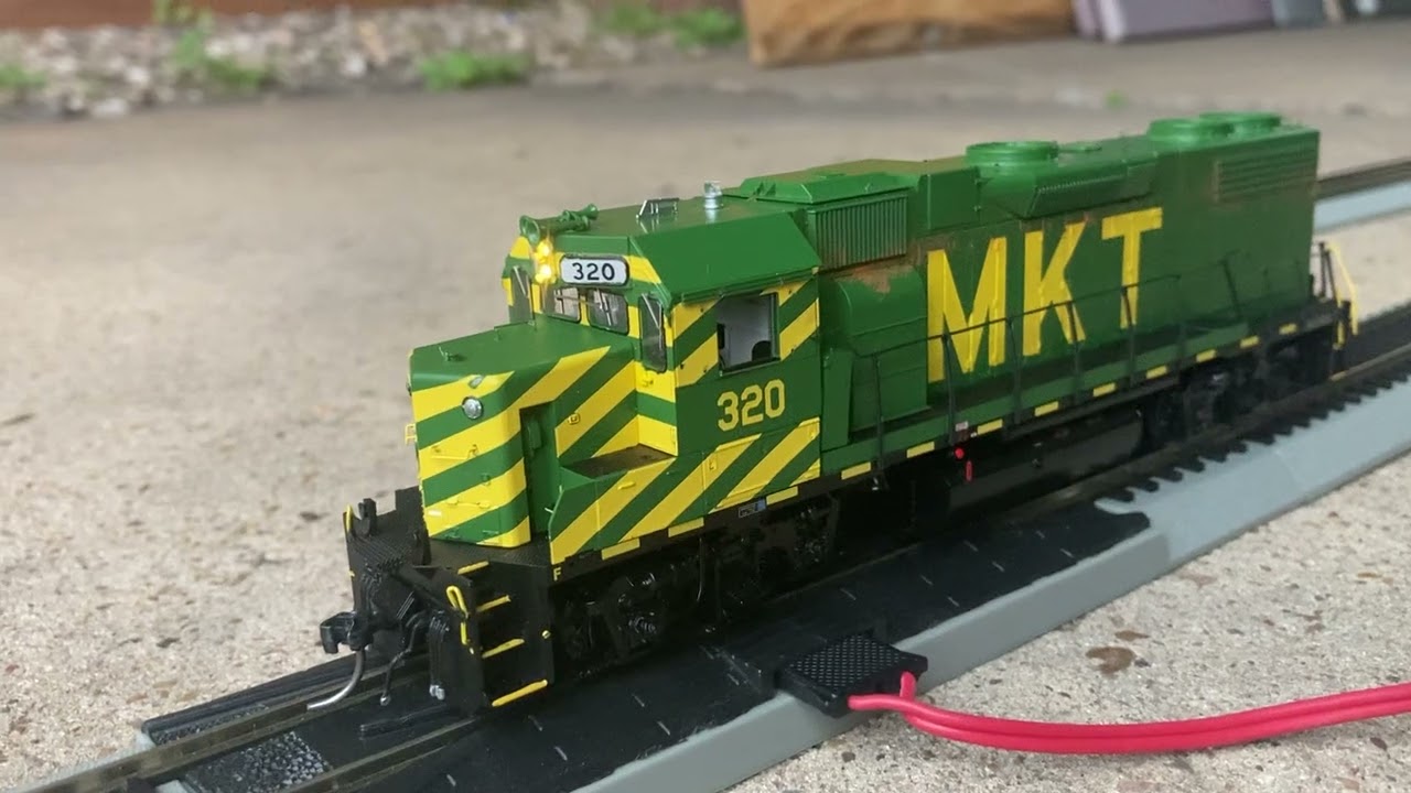 HO scale MKT locomotive testing