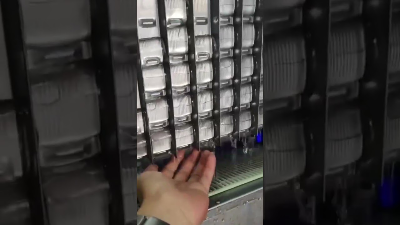Moon Shape Ice Machine Crescent Ice Maker for Coffee and Restaurant Commercial Equipment
