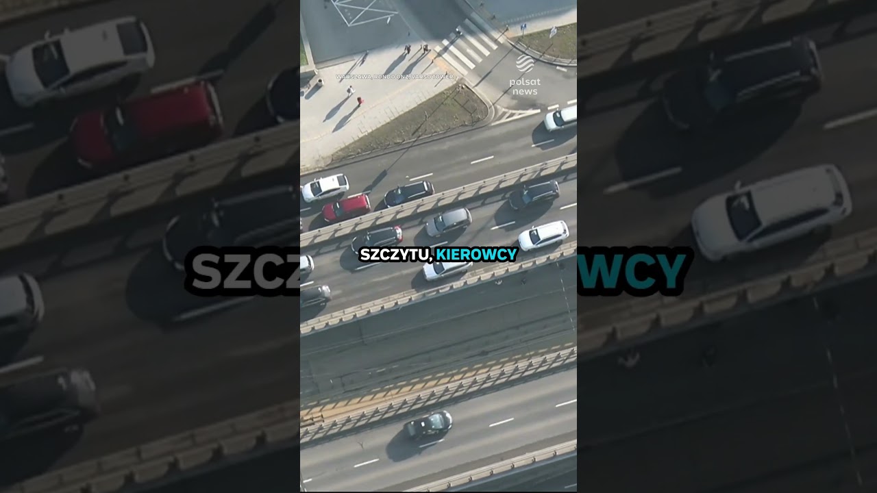 Dachowanie w centrum Warszawy. Stolica stanęła w korkach