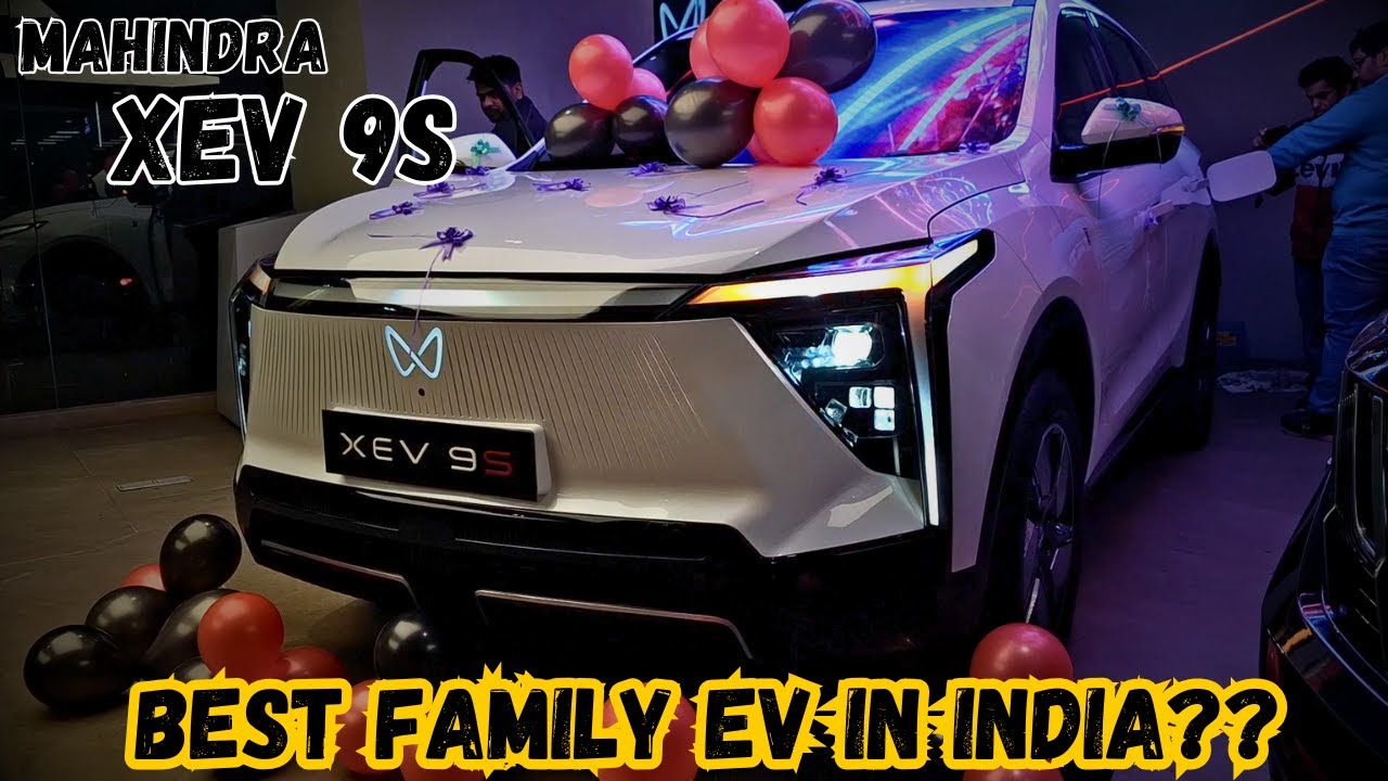 Mahindra XEV 9s Walkaround | XUV700 + XEV 9e Vibes? | Ayush Trivedi