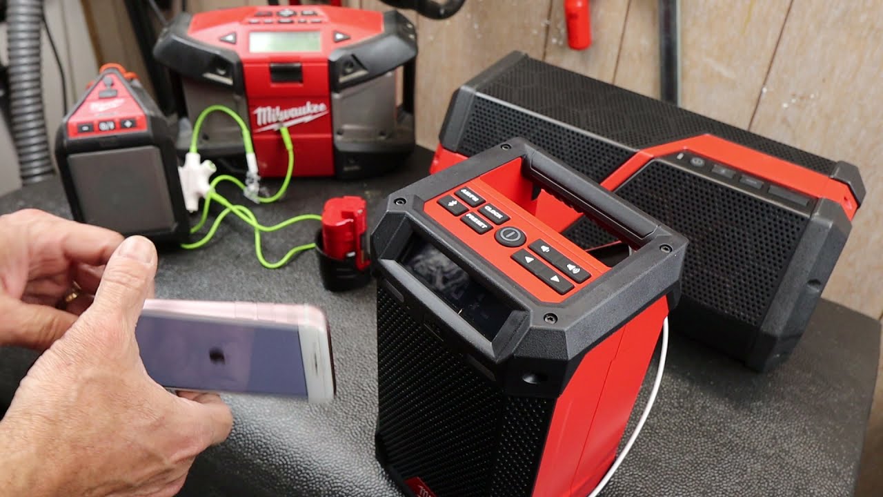 Радио/колонка/зарядное устройство Milwaukee M12: новый шаг в развитии аудиосистем M12. Стоит ли о...