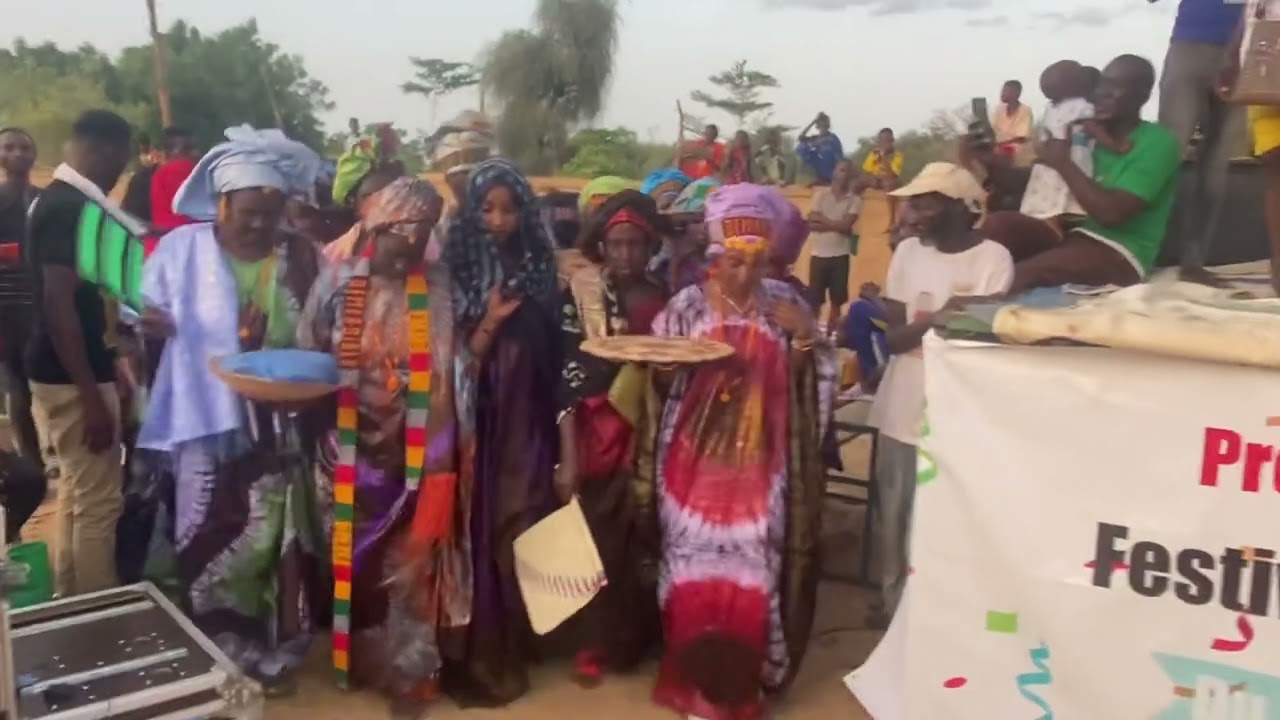 Jombaajo  Pulaar Tiguere:Arrivée de la mariée