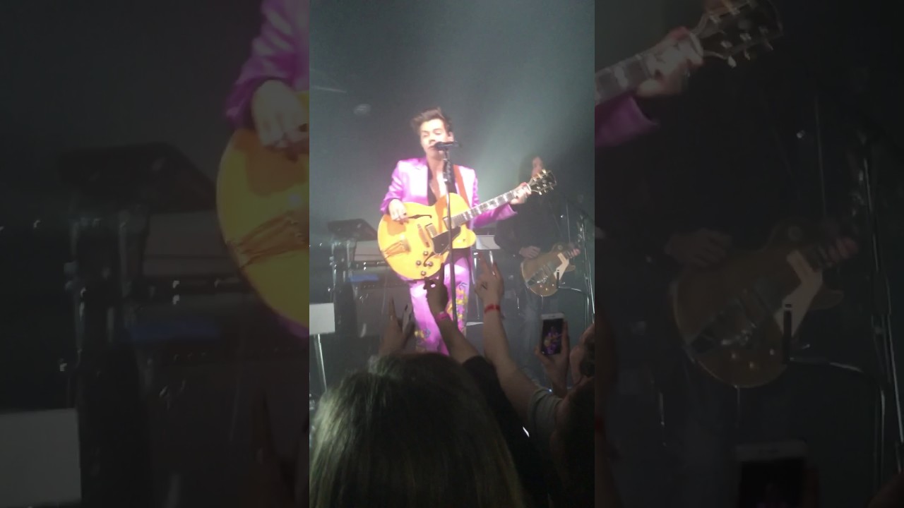 Carolina - Harry Styles live at The Garage