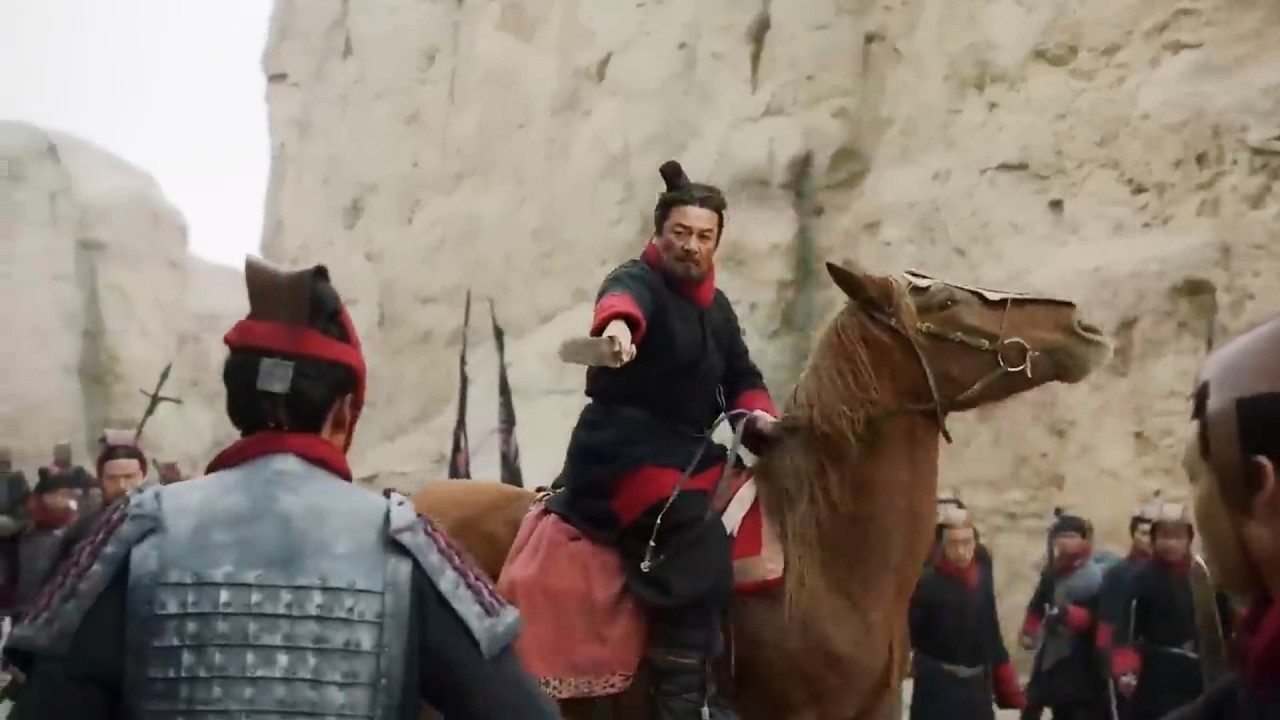 秦将王翦冒死救駕，僅率三千鐵騎，速平五萬叛軍！