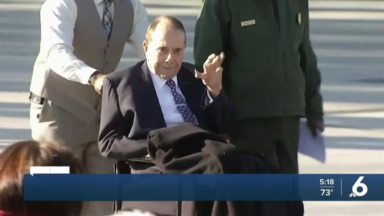 Former U.S. Senator, GOP presidential nominee Bob Dole dies at 98