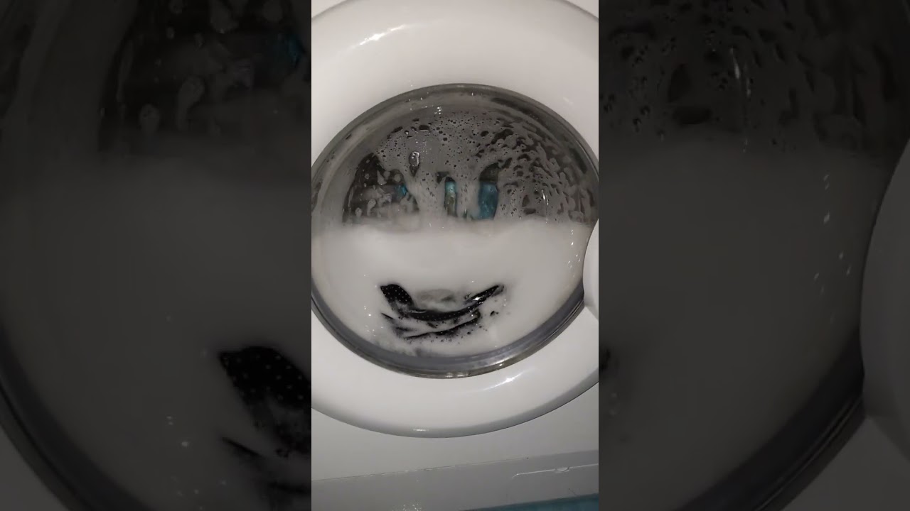 Shorts intensive Wash 60&deg; 1000 rpm a  lot of foam.