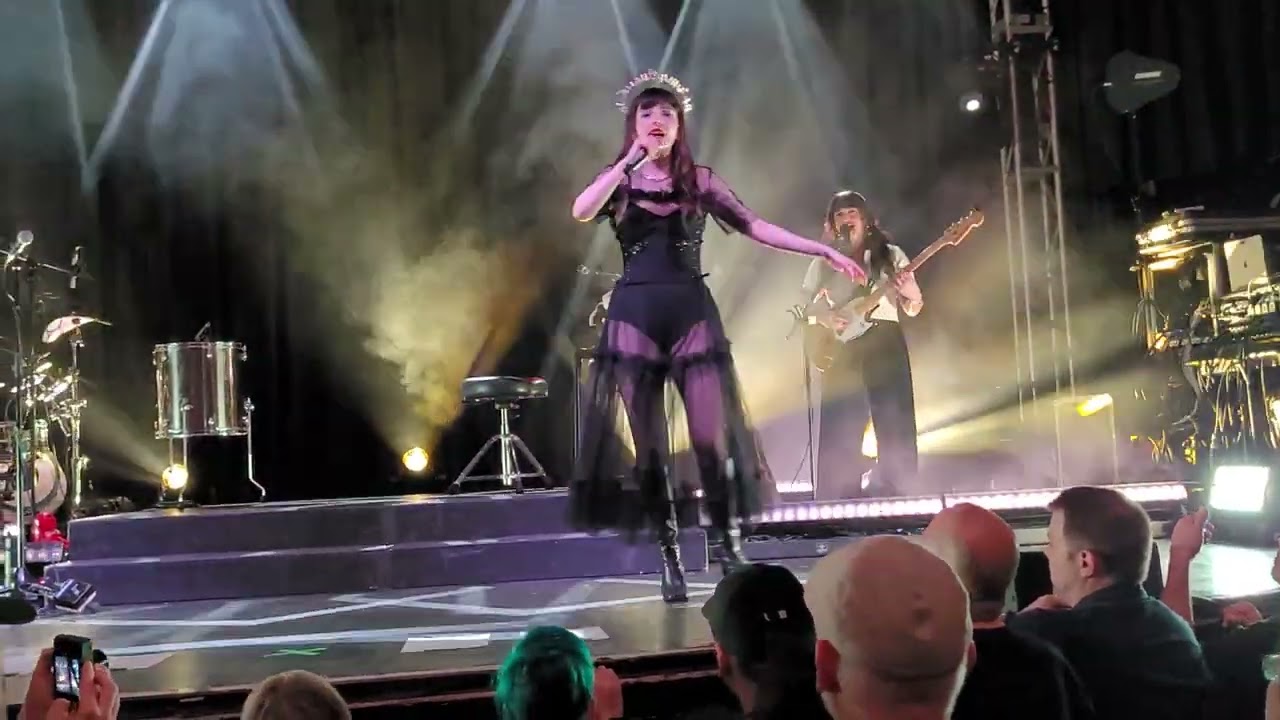 Lauren Mayberry - 