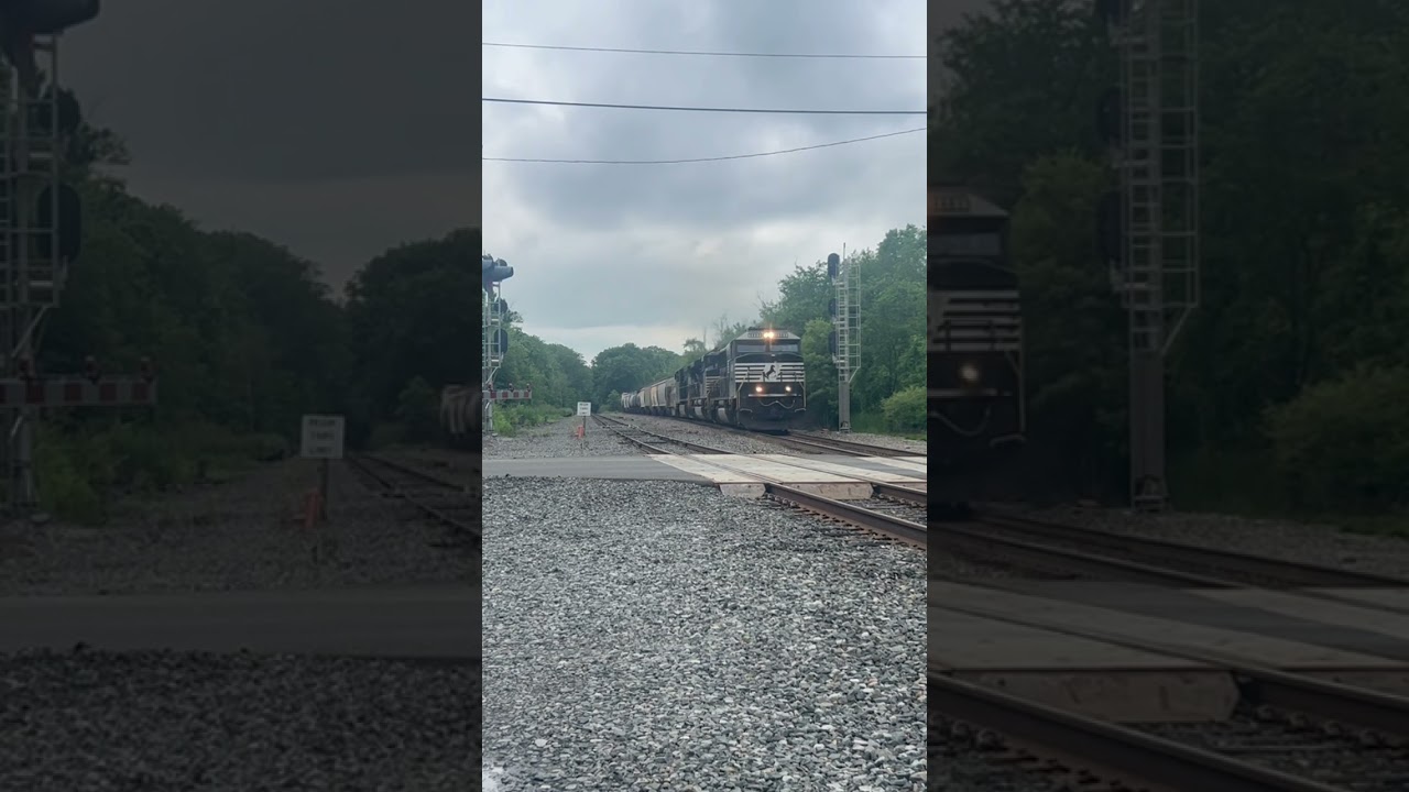 NS SD60E passes through Clifton park NY