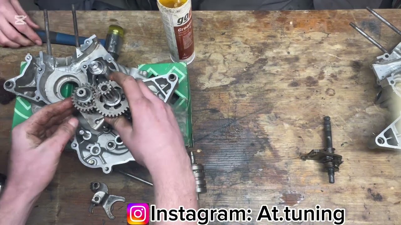 Am6 Motor zusammenbau-Getriebe einbauen Am6/Beta,Rieju,Cpi usw.