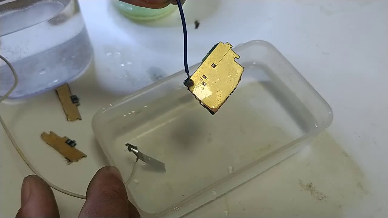 Retirar ouro de placas eletrônicas sem ácidos | Parte 2