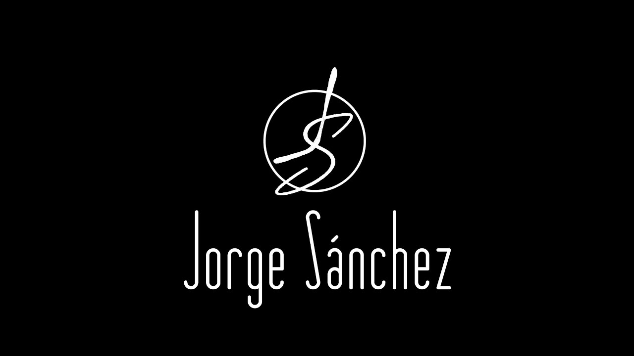 Moda Flamenca. Jorge Sánchez - CABALGANDO ENTRE VOLANTES 2023 (Desfile 01).