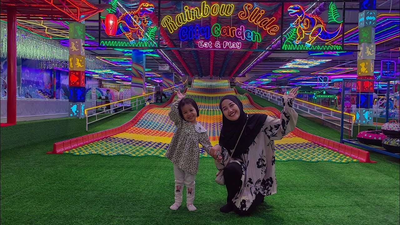 Serunya bermain di Playgroud terbesar di Bandung City Garden Eat and Play Transmart Cipadung