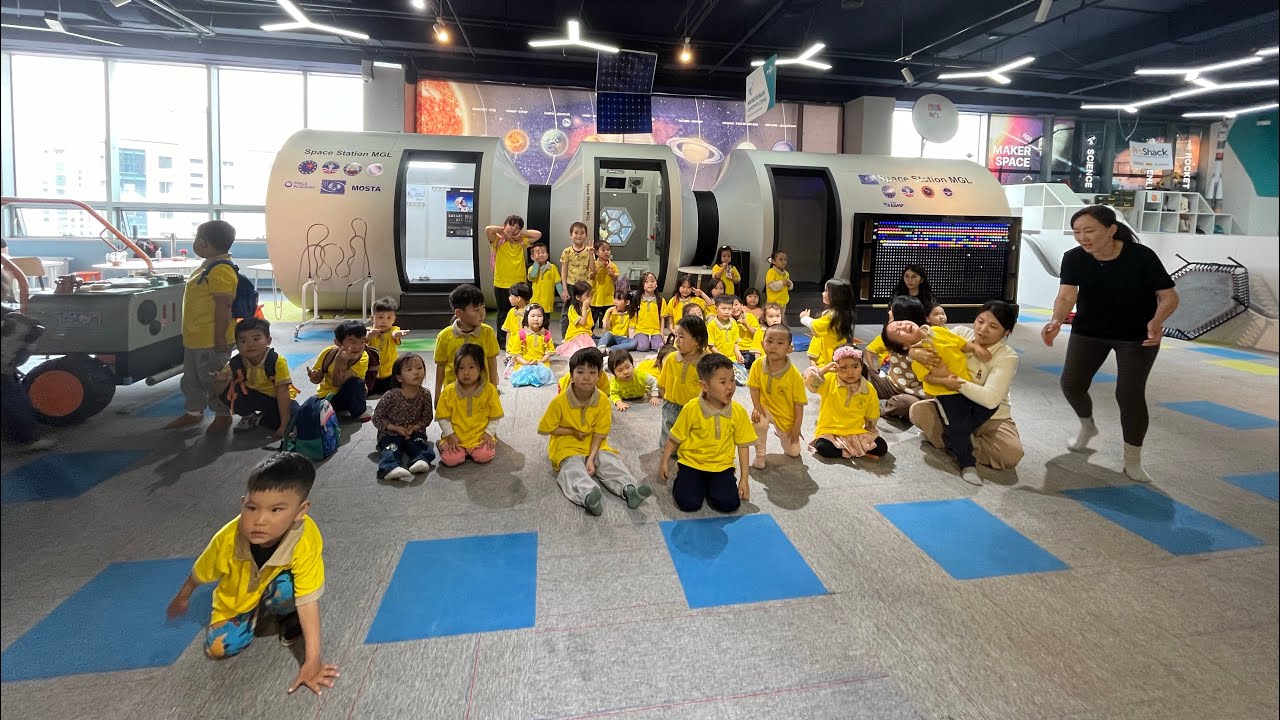 School trip to Zaisan