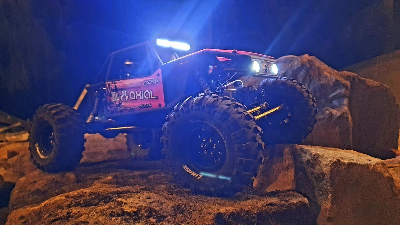 Axial Capra 1.9 Unboxing And Test Run!!! @rcuintheshed6981
