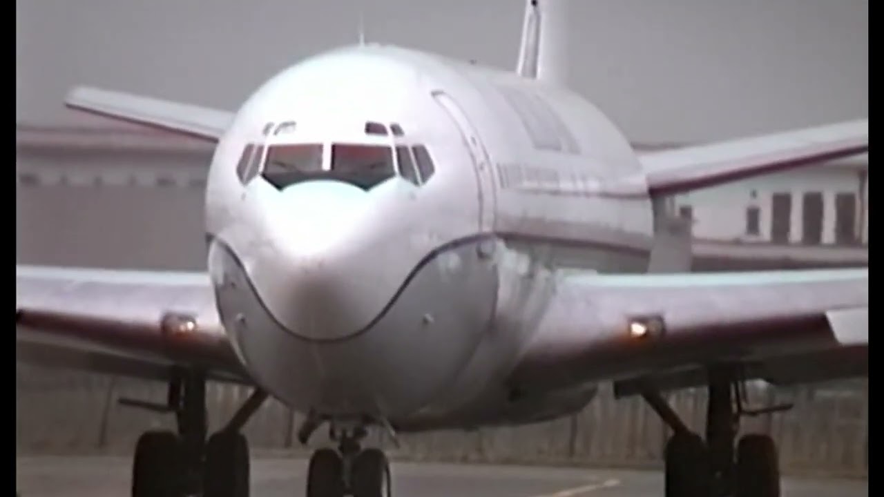 ALLIED Boeing 707  5N-ARQ , departure Ostend Airport  2000