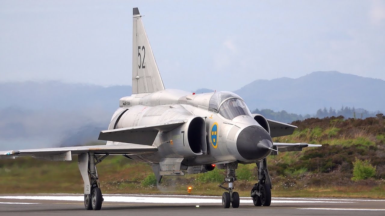SwAFHF SAAB Viggen & SK60 | Arrival at Stord Airshow 2025