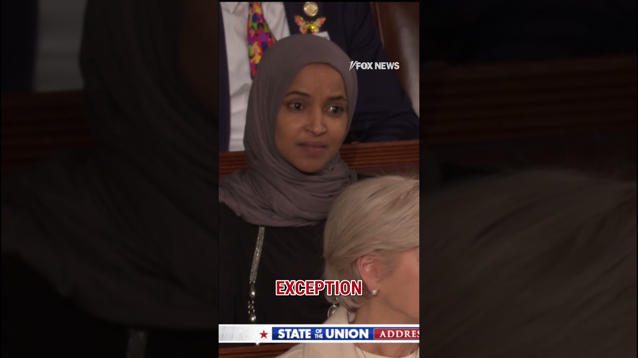 Ilhan Omar SHAKES HEAD as Trump decries Somali migrants #shorts #usa #us #politics #trump