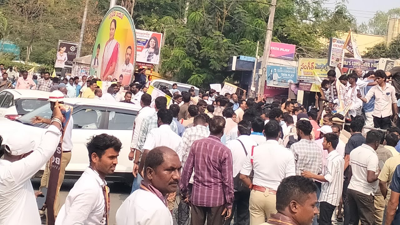 ఖమ్మంలో నిరసనకారుల అరెస్ట్