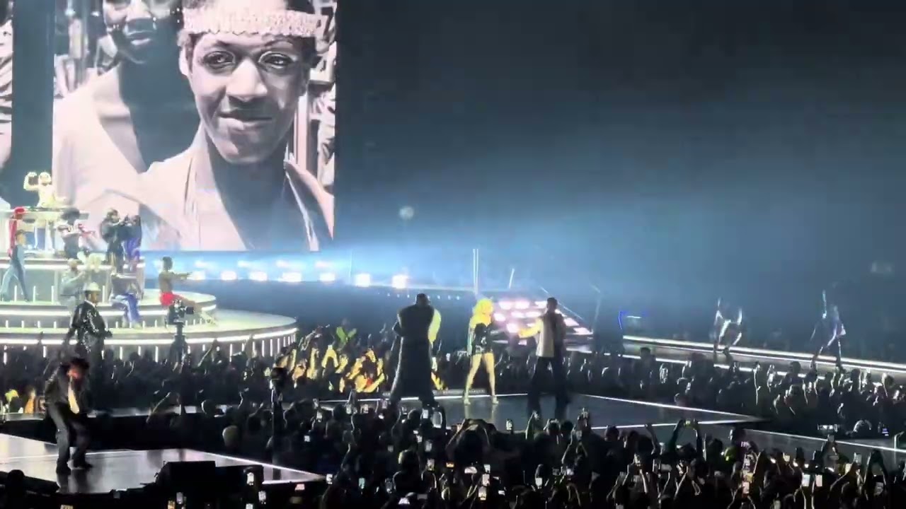 MADONNA - Vogue (with Jean Paul Gaultier) - Live in Lisbon - 07.11.2023