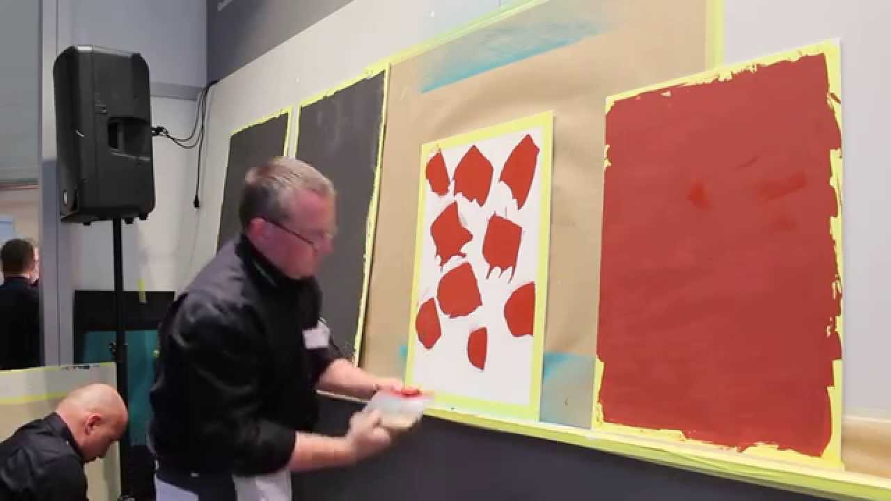 Andre Dühlmeyer und Carsten Schmidt zeigen kreative Putz-Techniken von Caparol