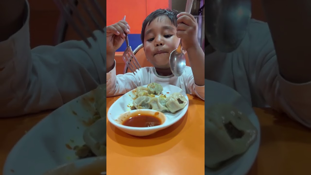 MOMO LOVER - NO MATER HOW SPICY IT, GOT TO EAT
