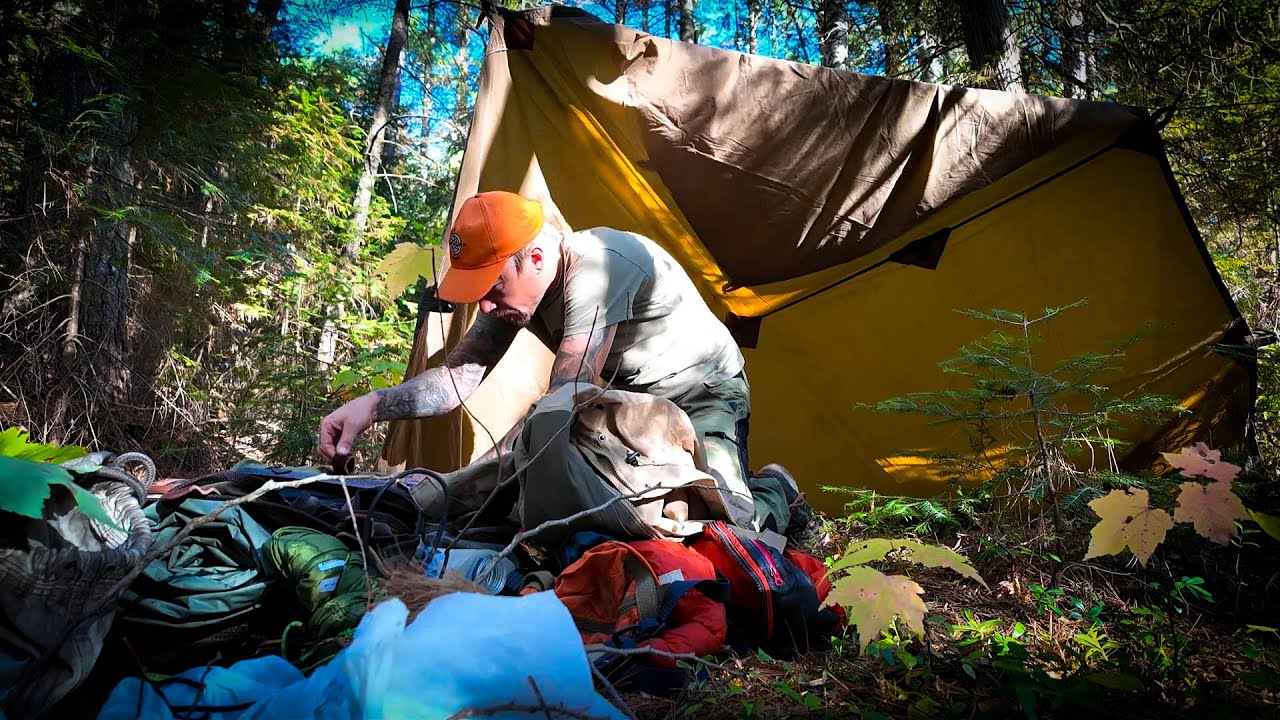 2 Night Bushcraft Camp with my Dog - Wool, Canvas, Leather