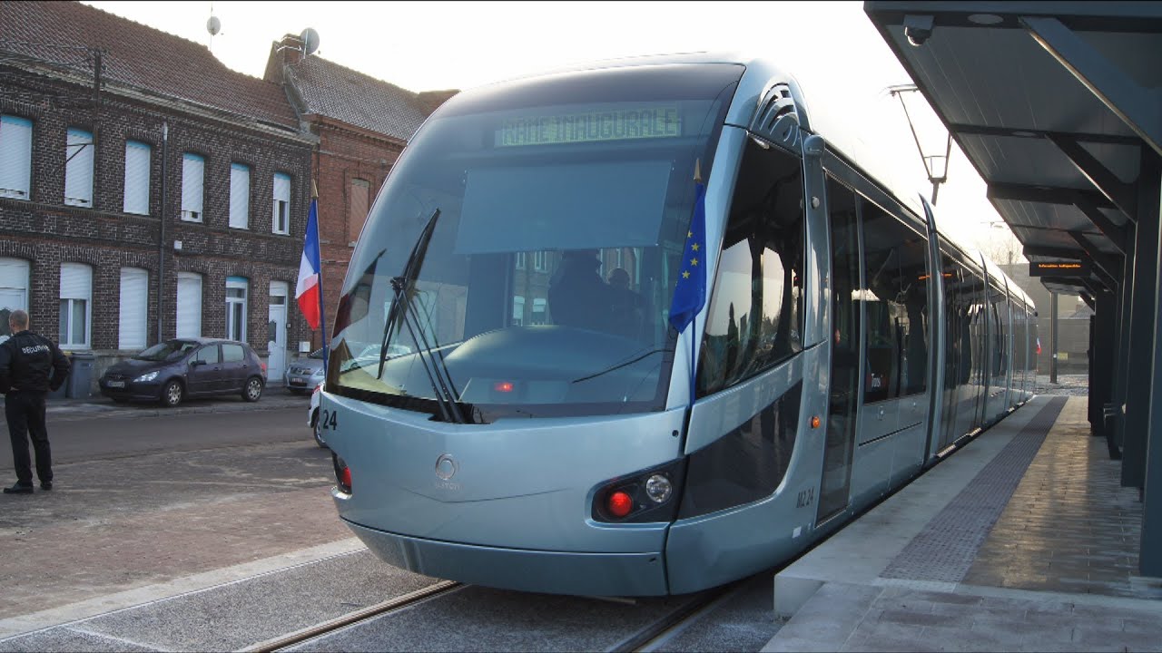 Inauguration de la ligne T2 du Tramway du Valenciennois. 13/12/2013