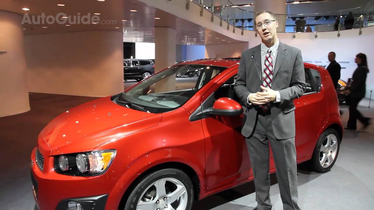 Detroit 2011: 2012 Chevrolet Sonic Hatchback and Sedan World Premier Review