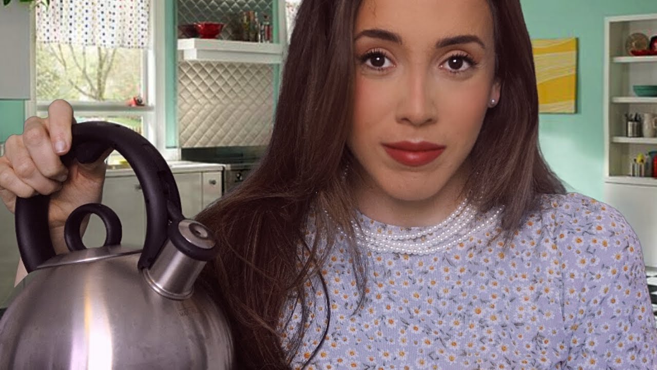ASMR: ДОМОХОЗЯЙКА 1950-Х ЗАБОТИТСЯ О ВАС | Мягкая речь + Личное внимание