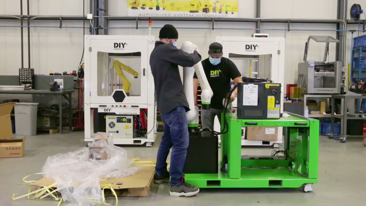 Unboxing FANUC CRX Cobot