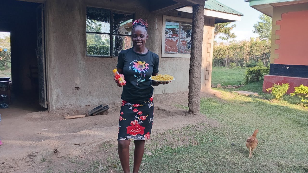 Real African Motherhood❤️ Cleaning the Compound With My Kids & Ending the Weekend Cooking Them Chips