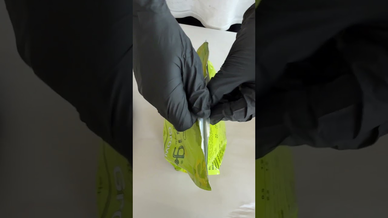 Mixing Green House Feeding Powdered Fertiliser