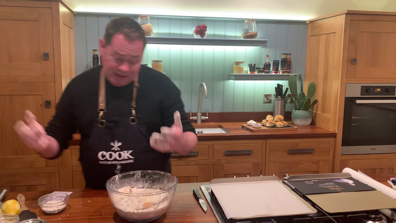 Lemon & sultan scones