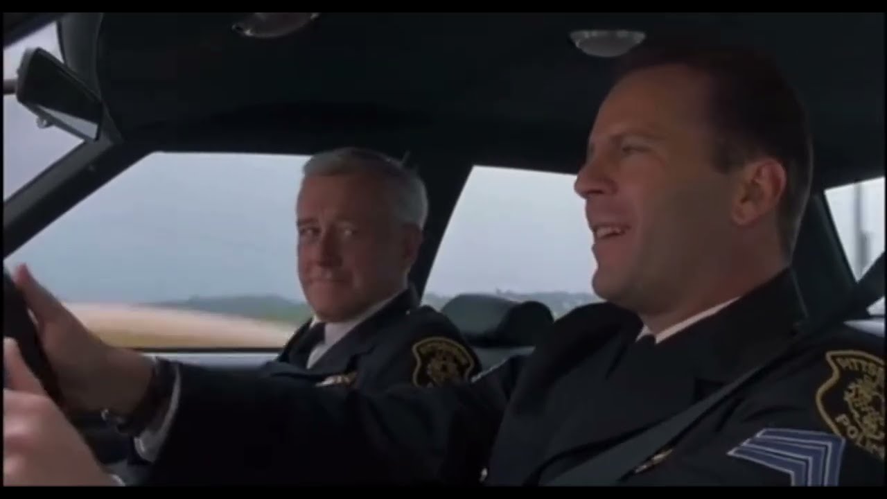 Striking Distance (1993) - Chase Scene !!!