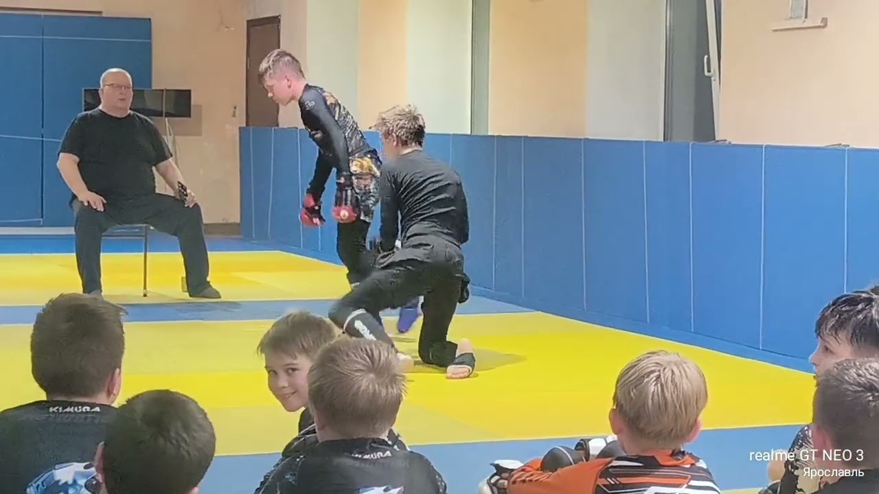 Sparring with 4 opponents.MMA