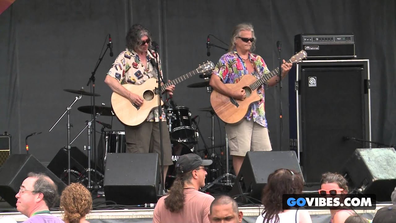 The Kind Buds perform 
