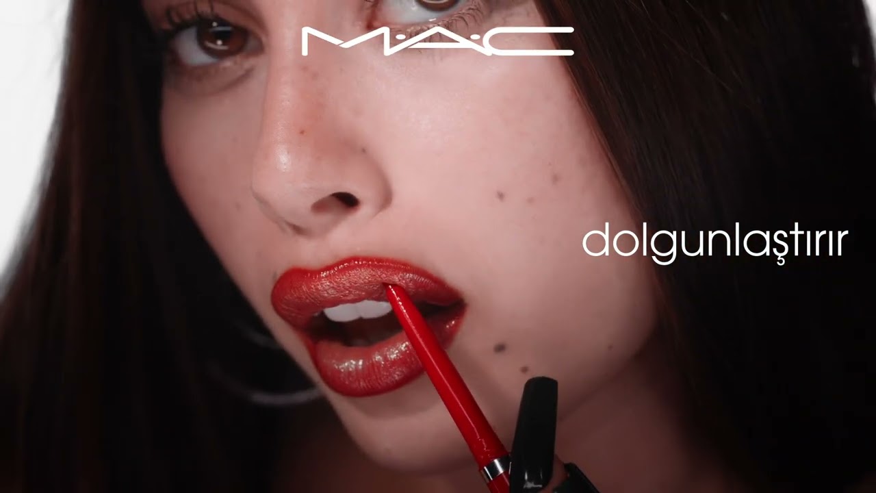 Tek S&uuml;r&uuml;şte Dolgunluk: Lipglazer Gloss Etkili Dudak Kalemi