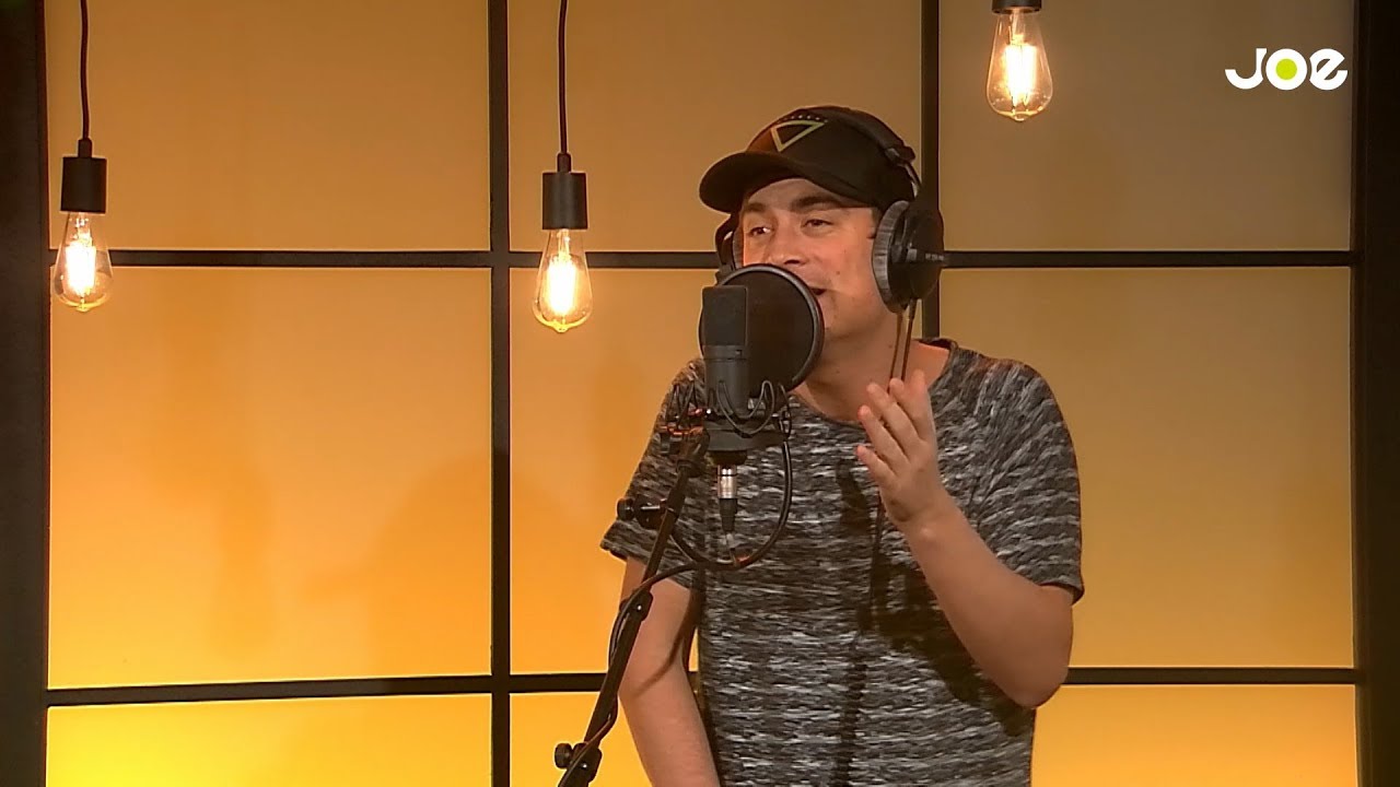 Live bij Joe: Niels Destadsbader - Vlinders In Haar Buik
