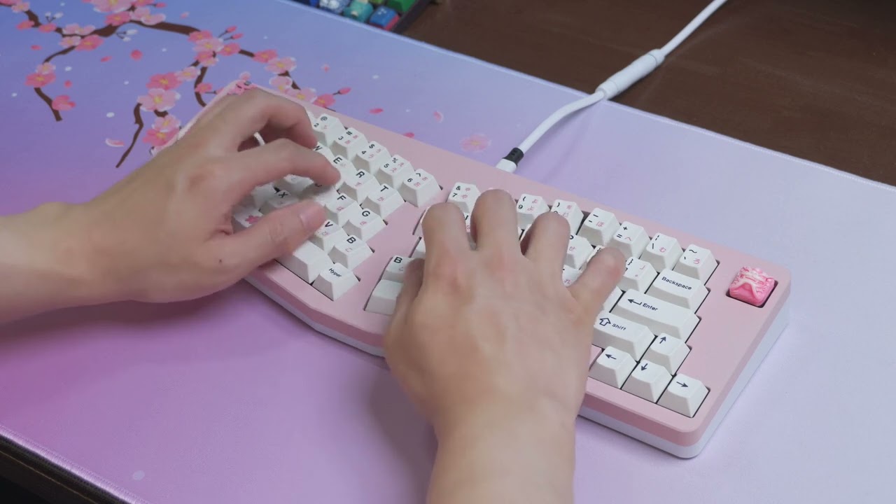Jacky Bear 65 with lubed Alpacas Typing Sounds