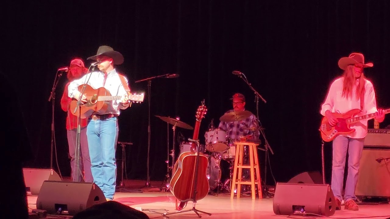 Colter Wall - Corralling the Blues - Bakersfield 2-20-24