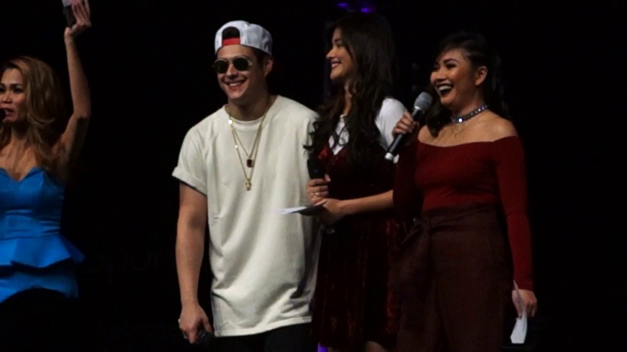LizQuen thanking fans in Sydney