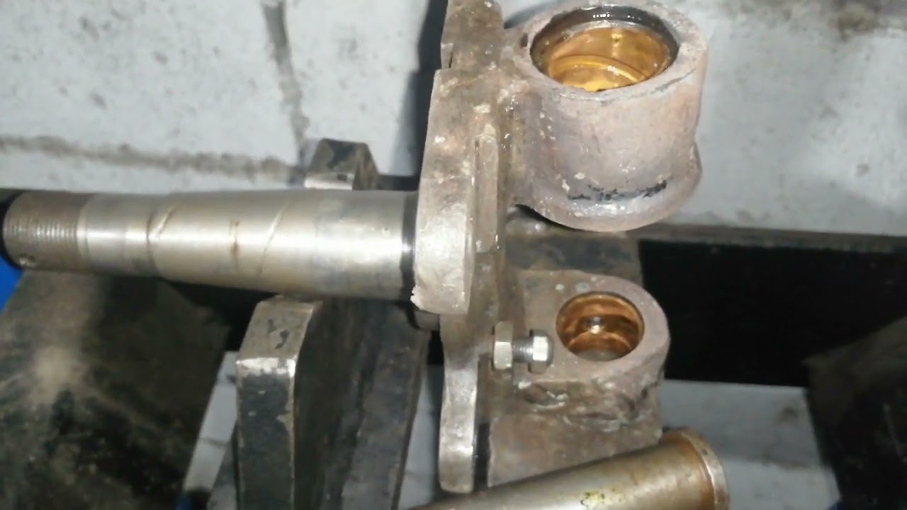 ГАЗ 21 Замена шкворня 4 серия. Финал.