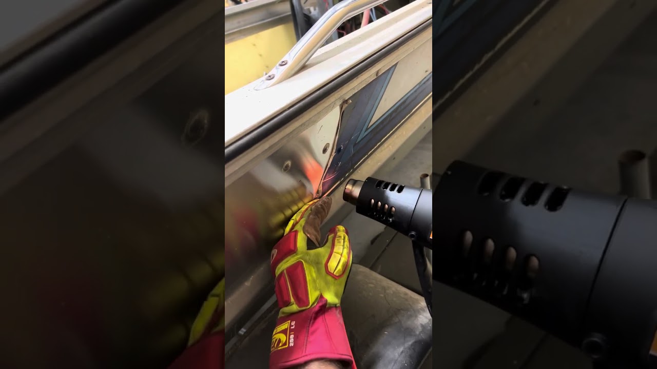 How to remove a decal from an aluminum boat