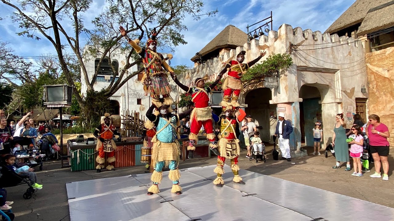 Harambe Village Acrobats - Animal Kingdom - Disney World