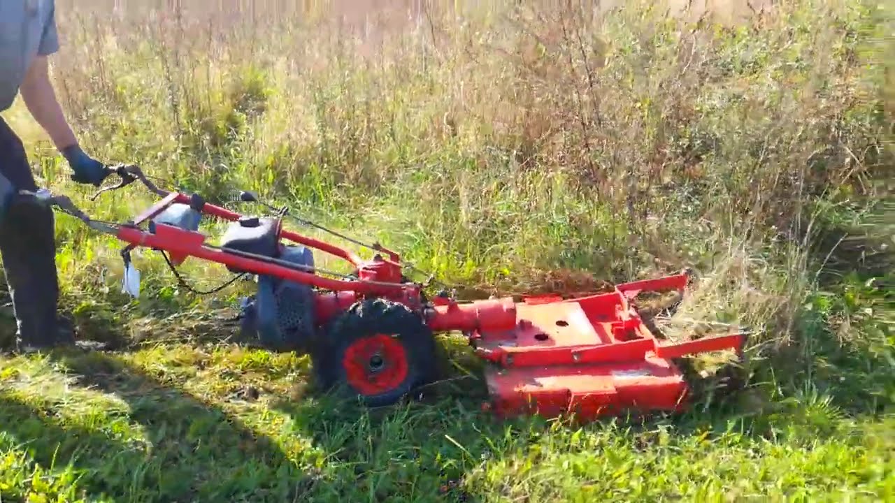 MF 72 R Gutbrod Traktorek z kosiarką mulczer ( Bombardier - Rotax ) 9KM  MF 70
