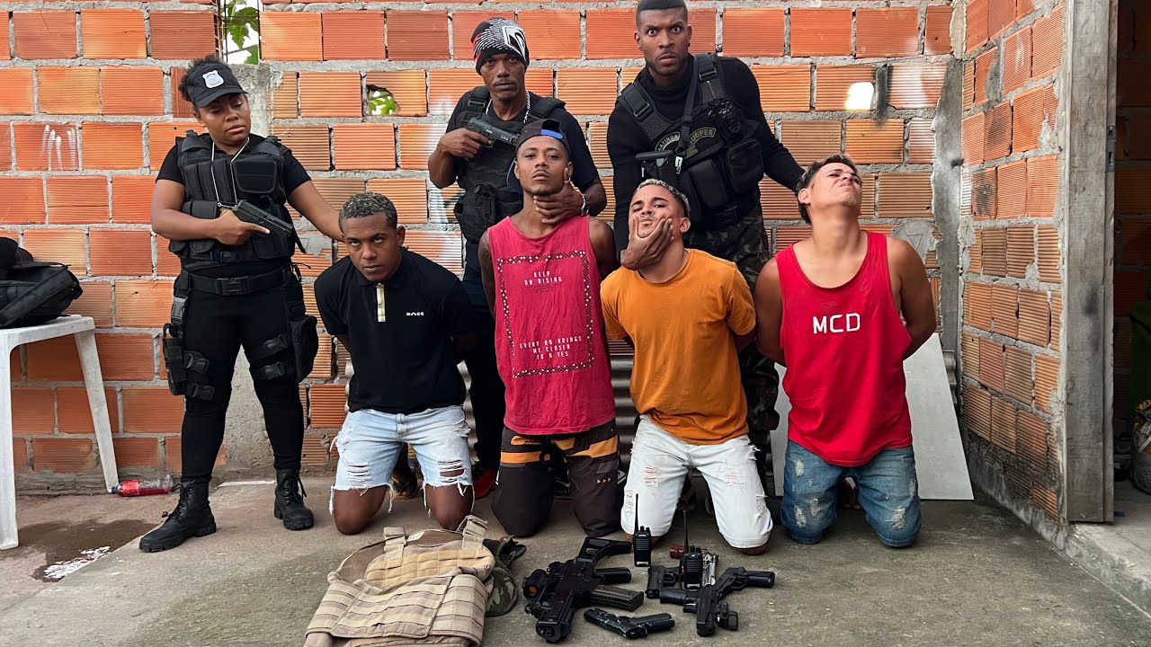 MULHER DE POLICIAL SE APAIXONA POR CHEF&Atilde;O DO MORRO PARTE 3