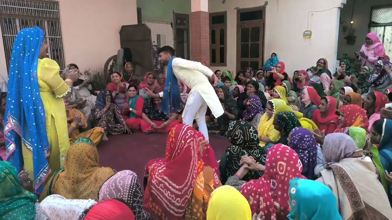 बुढ़ी लुगाइयों की डिमांड पर फागण के गीत में धमाकेदार डांस किया #desi dance#Haryanvi dance#santosh