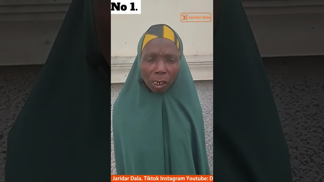 Wannan Matar Da Kuke Gani Ansace Mata yar ta Kuma Ammaida Yar Tata crister Harda Daurawa Aure.
