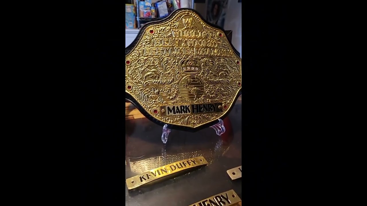 2 of the best big golds you can buy today altair belts on fb (ali anas)  #wrestlingfans316 #wwefan 